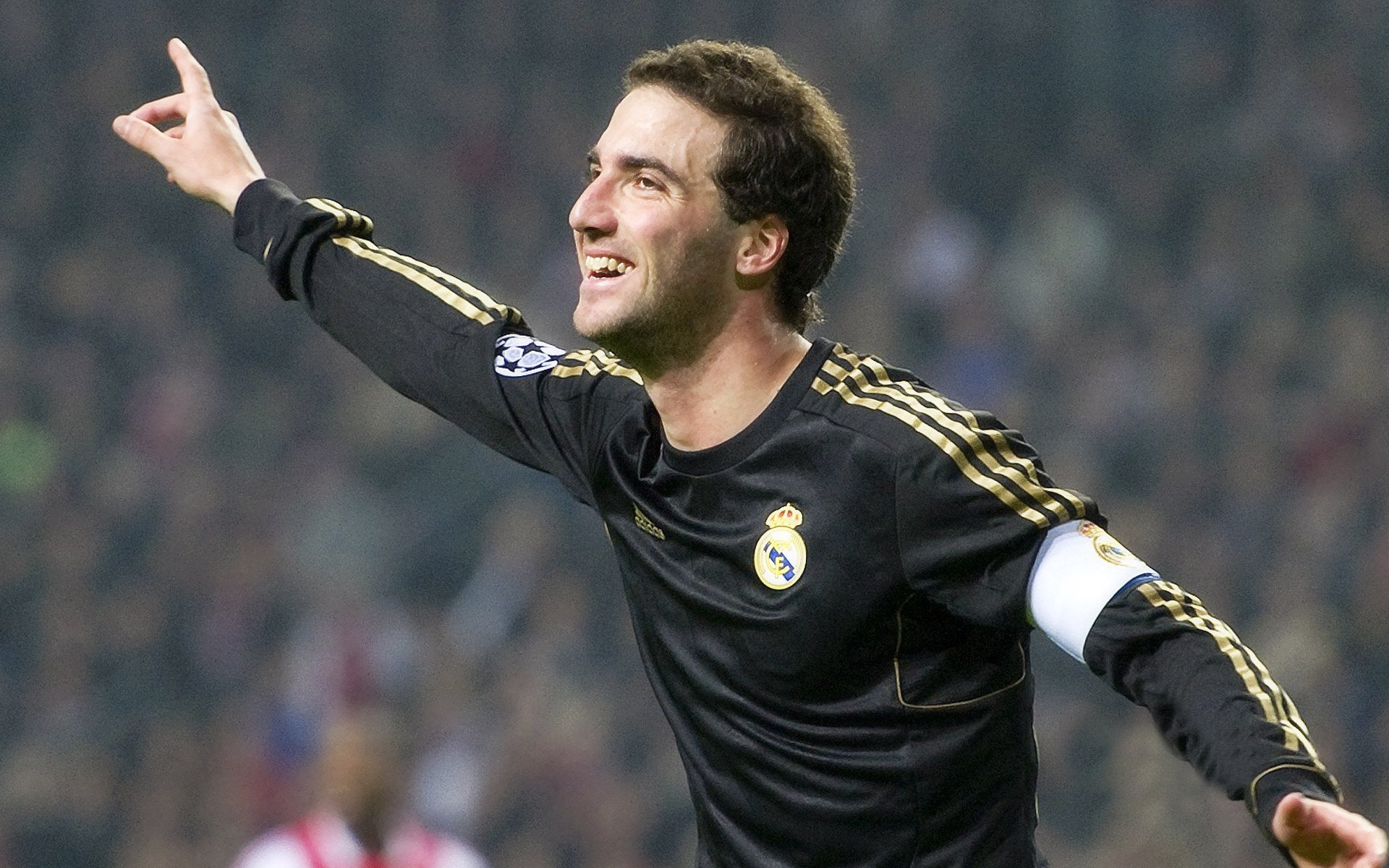 凯恩状态火爆，亚冠八强战对阵尤文图斯，利雅得新月力争连胜